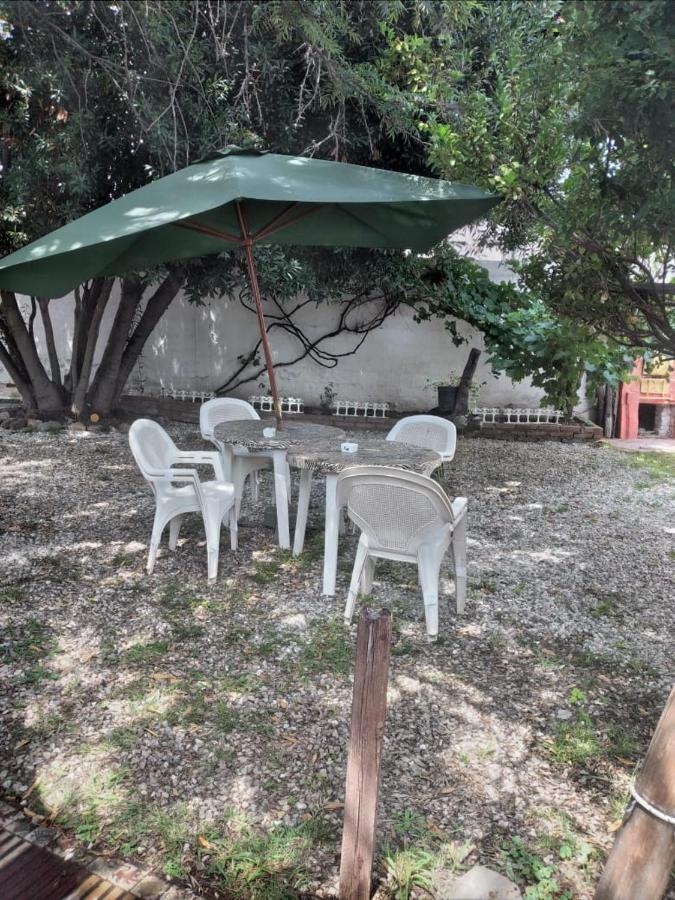 Hostel Kumi Капилья-дель-Монте Экстерьер фото